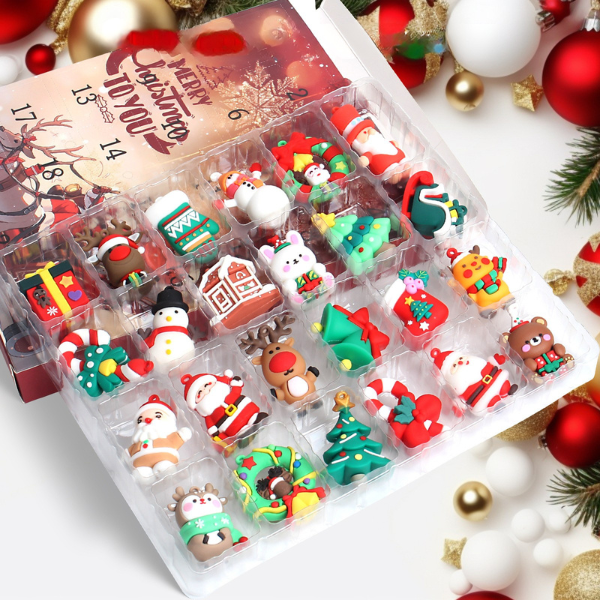 Ziemassvētku Adventes kalendārs ar 3D Squishy rotaļlietām
