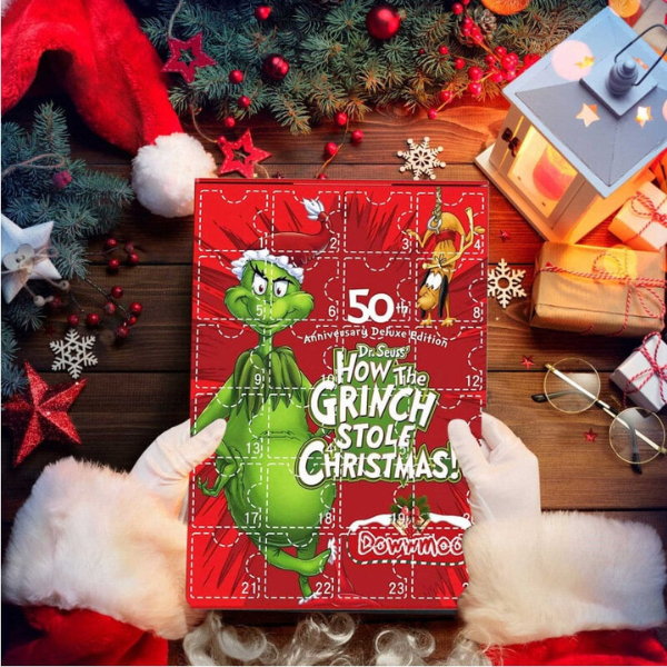 Ziemassvētku Adventes kalendārs ar Grinča piekariņiem