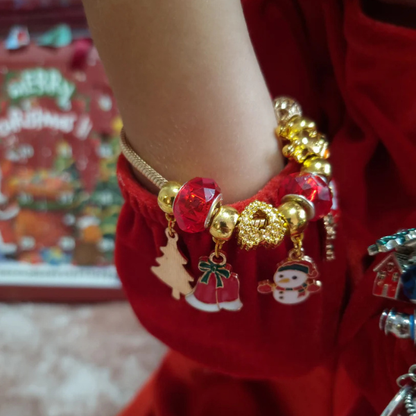 Adventes kalendārs meitenēm ar rokassprādzēm un piekariņiem